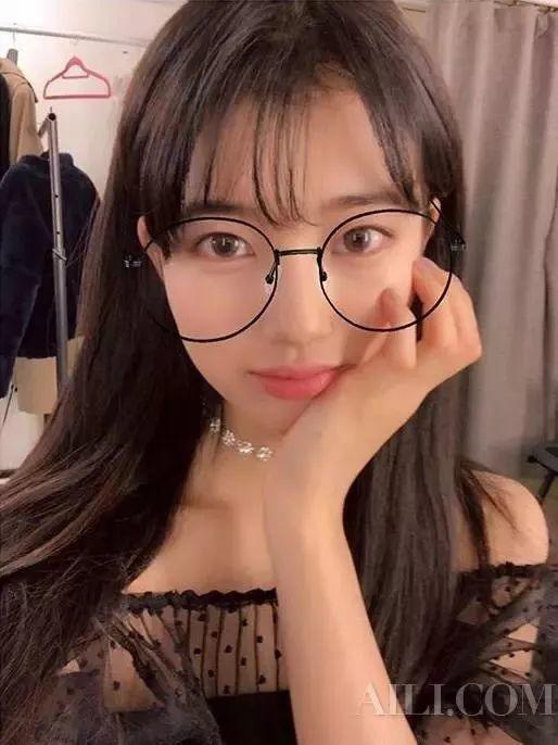 最新吃瓜爆料免费观看眼镜妹,免费观看独家揭秘! 第1张 最新吃瓜爆料免费观看眼镜妹,免费观看独家揭秘! 第1张